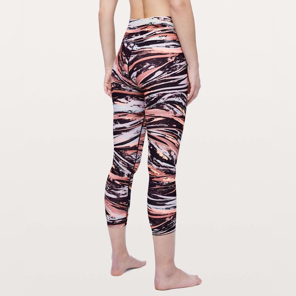 Lululemon Wunder Under High-Rise Tight *Full-On Luxtreme 25" - Picture 2 of 8